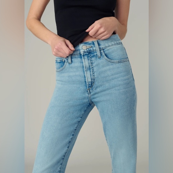 NWOT Joe’s Jeans Molly Petite Flare Light Wash Comfort Stretch Jeans Blue 27 - Picture 4 of 9